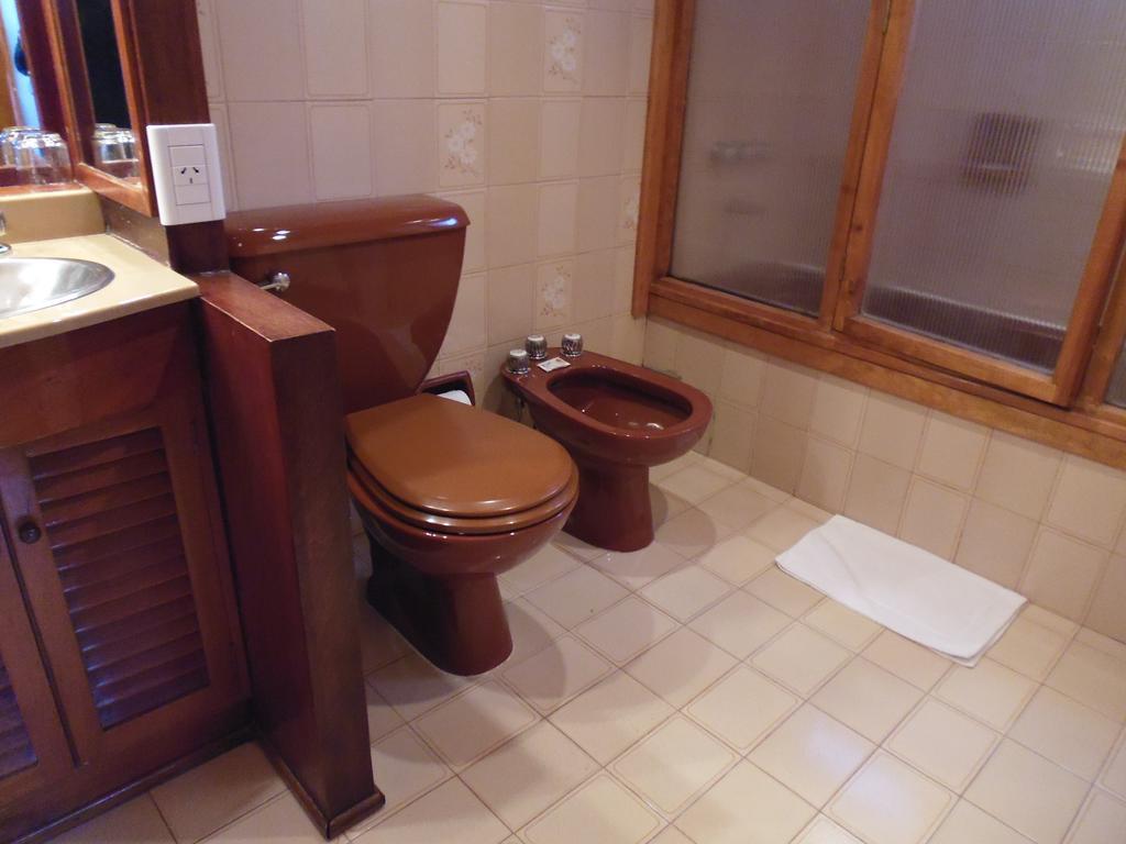 Hosteria Residencia Linares Ushuaia Eksteriør billede