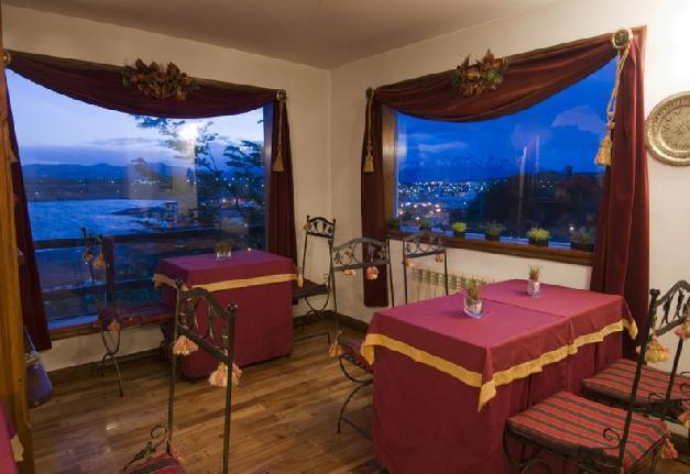 Hosteria Residencia Linares Ushuaia Eksteriør billede