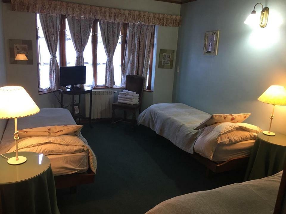 Hosteria Residencia Linares Ushuaia Eksteriør billede